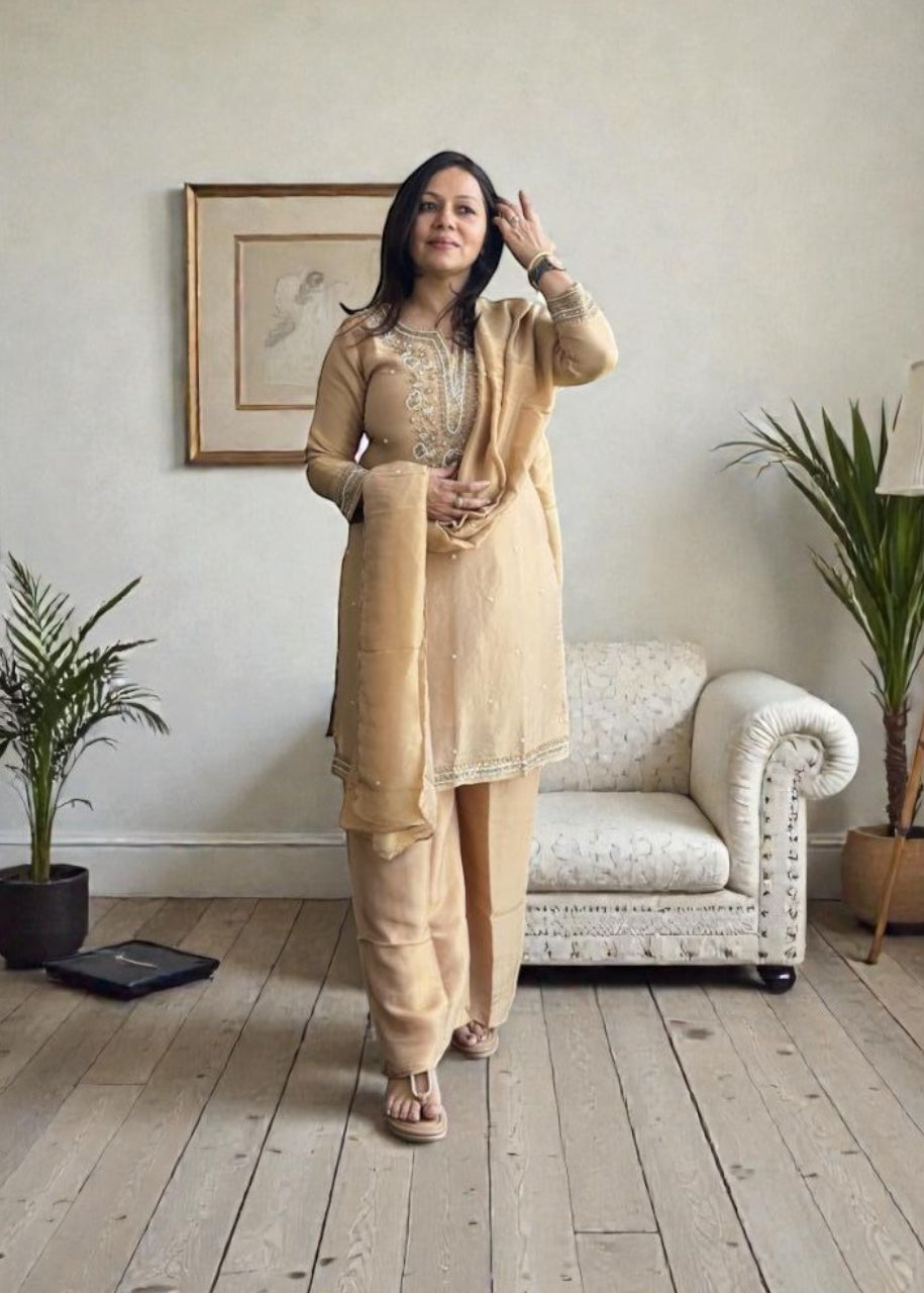 Ivory Gold Elegance .